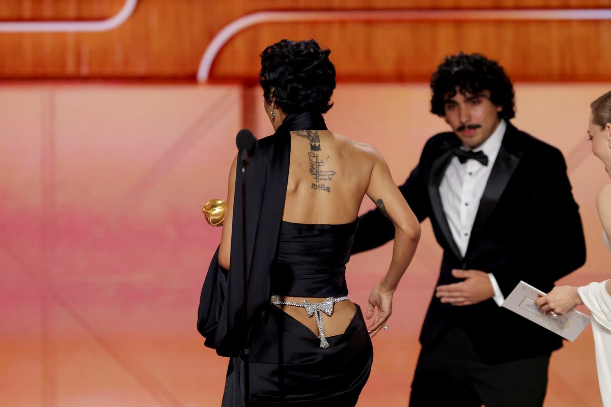 Teyana Taylor dekoltázst és popsit is villantott a 2026-os Golden Globe-on.