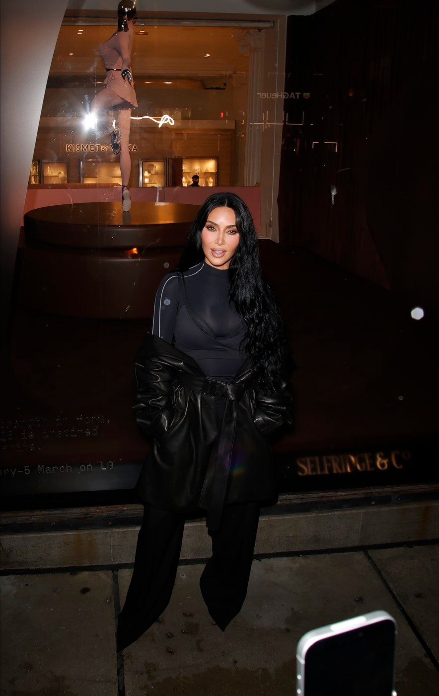 Kim Kardashian Londonban 2026. február 1-jén