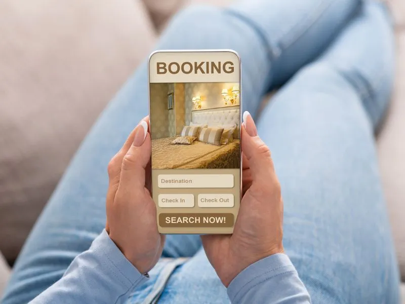 Tudj meg mindent a biztonságos online szállásfoglalás lépéseiről!