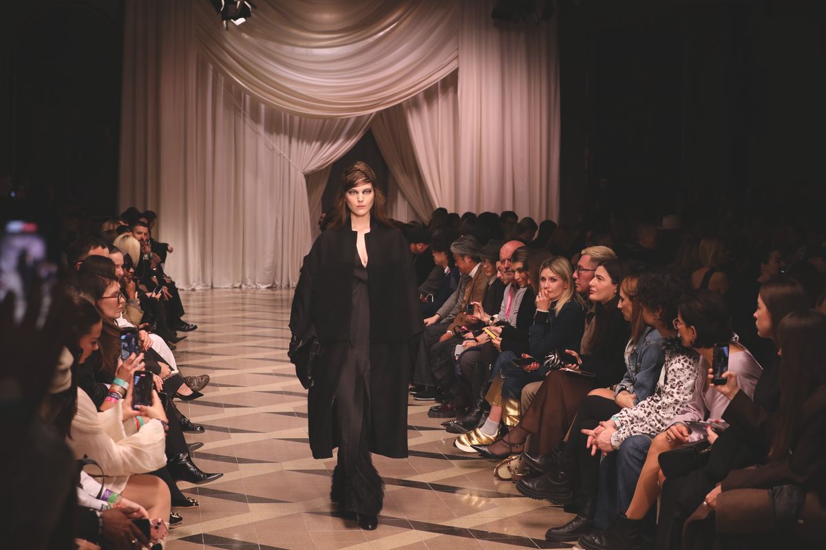 NUBU divatbemutató – fekete mint alapszín