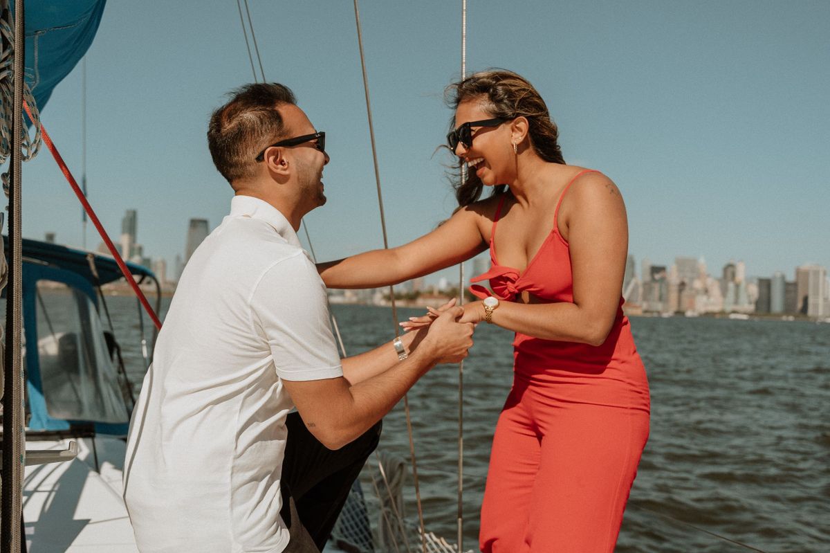 Szexuális fantázia: van, akit a romantikus fantáziák híve és az eljegyzés indít be.