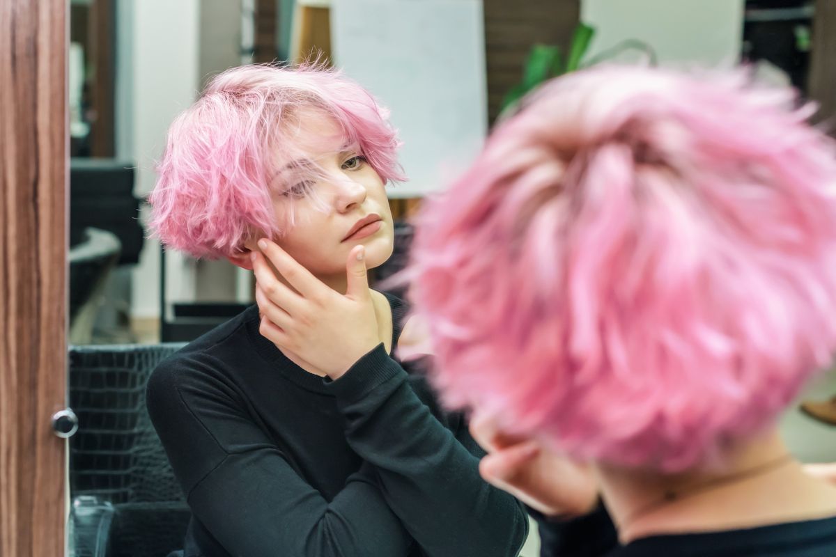 szakítás utáni frizuraváltás