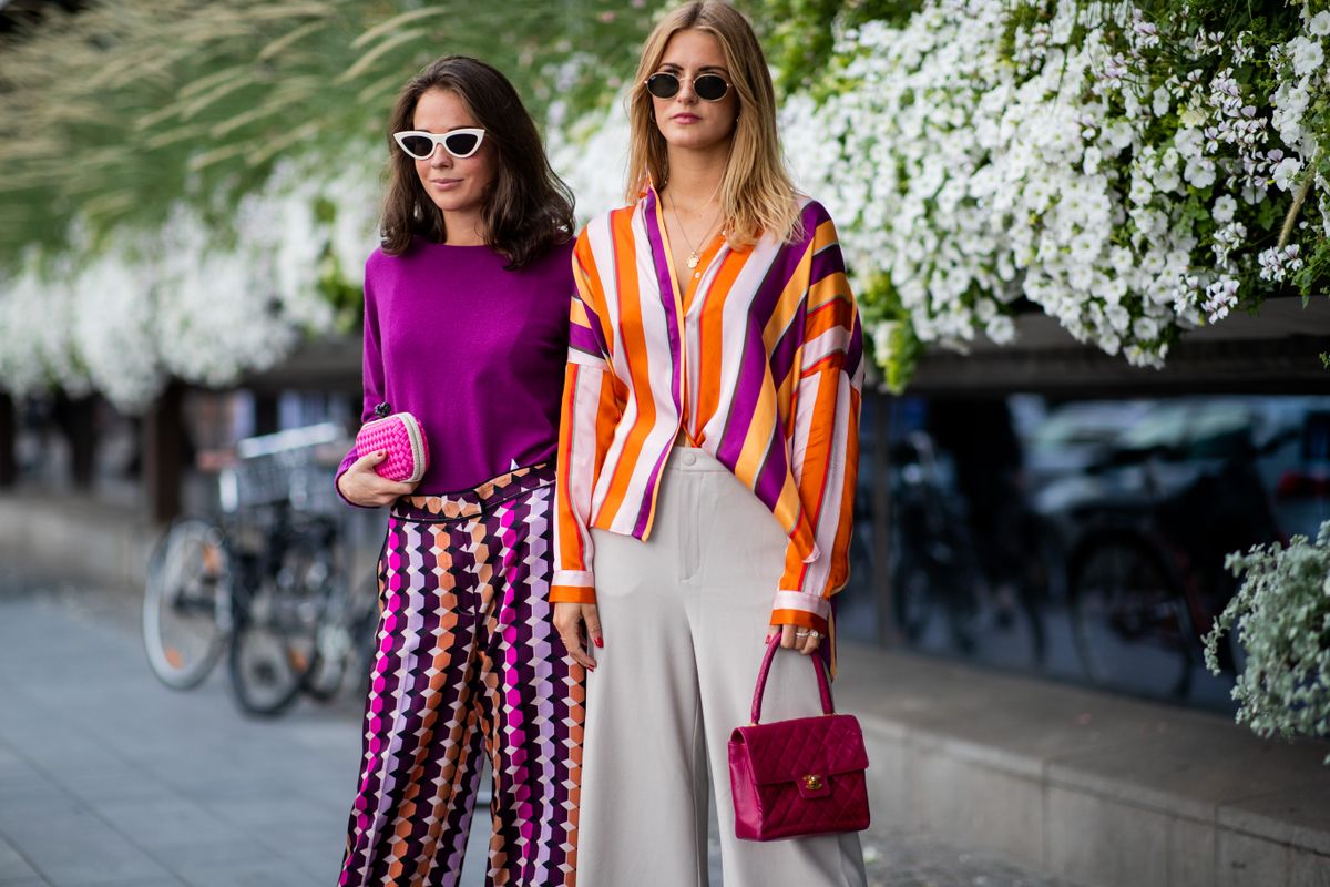 színkombinációk élénk színekkel