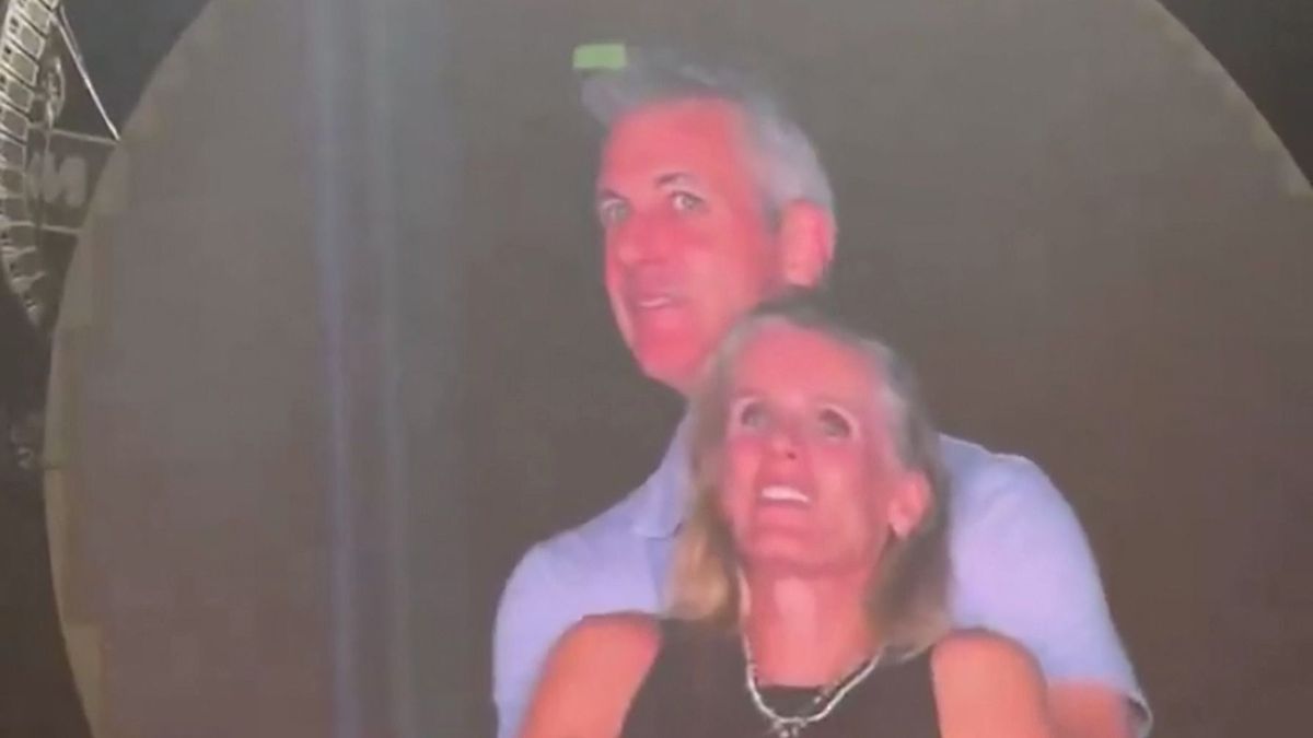 A Coldplay csókkamerás botránya: Kristin Cabot és Andy Byron között nem volt viszony.