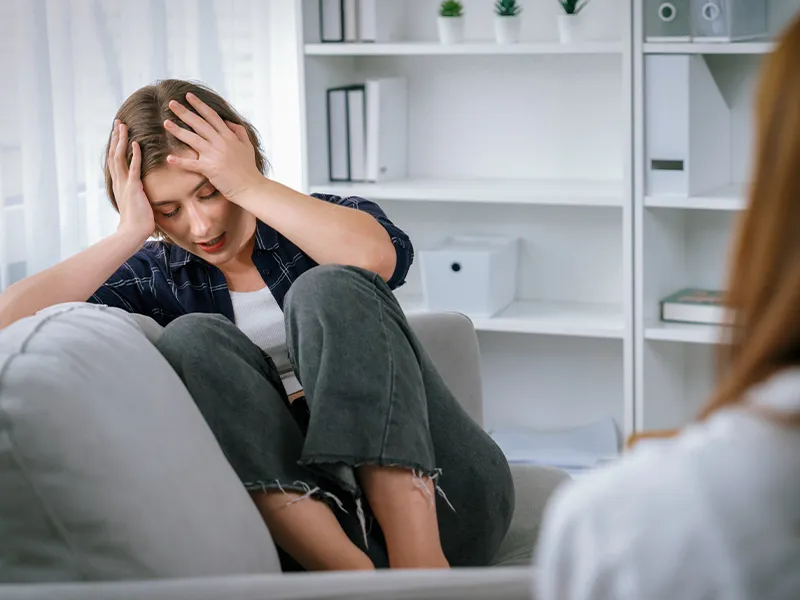 Szeparációs szorongás felnőtteknél – okok, tünetek és megoldások