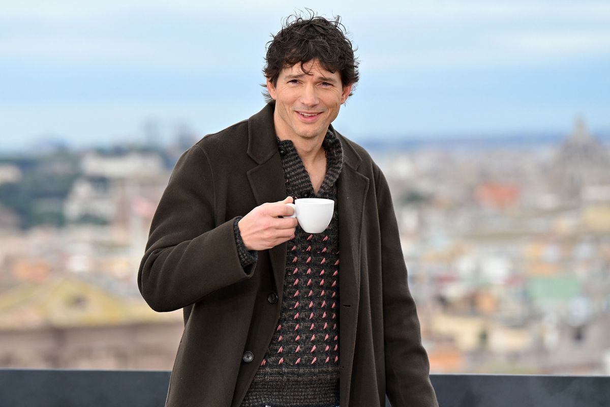 Ashton Kutcher 48 éves