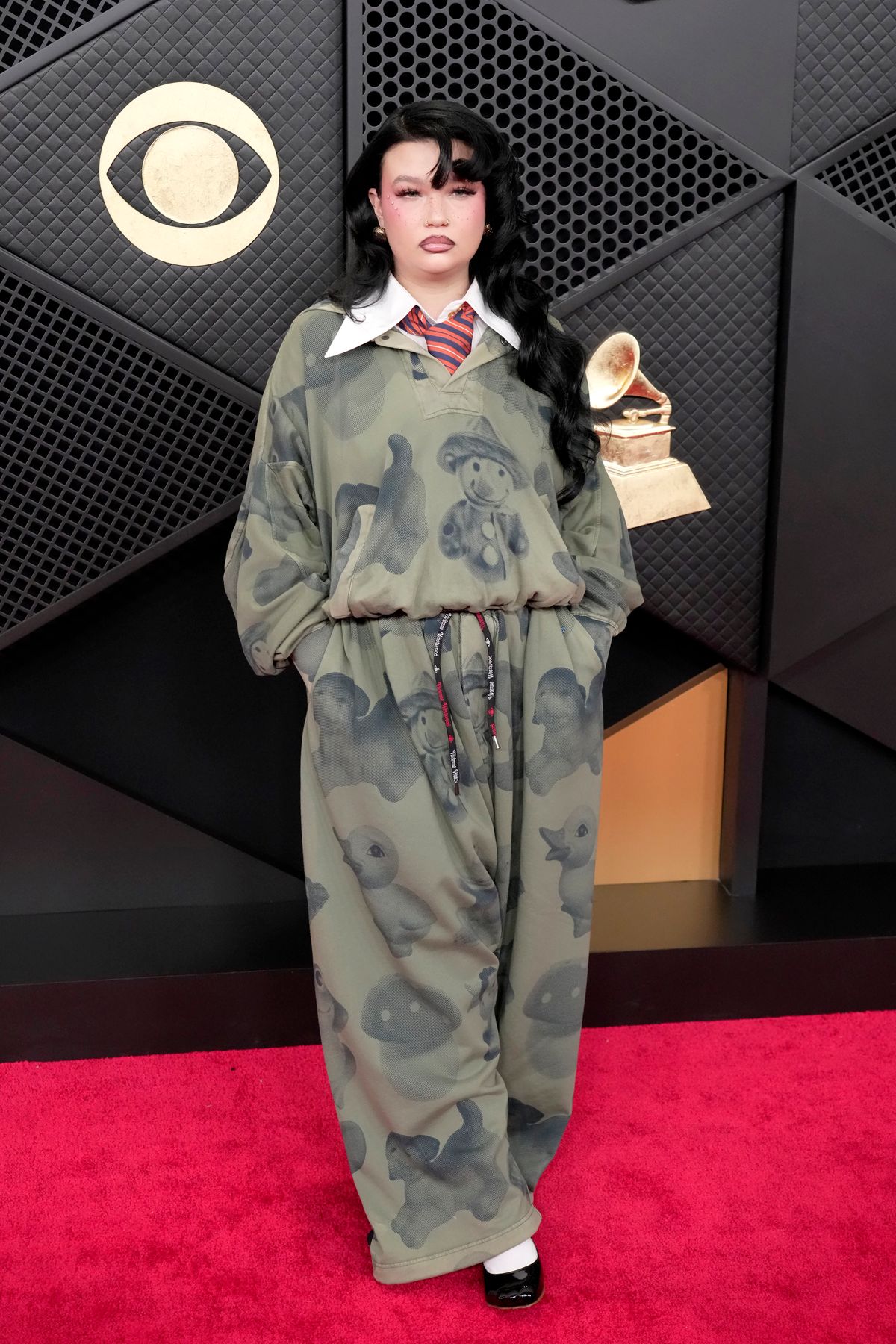 LOS ANGELES, CALIFORNIA - FEBRUARY 01: (FOR EDITORIAL USE ONLY) Lola Young attends the 68th GRAMMY Awards at Crypto.com Arena on February 01, 2026 in Los Angeles, California. (Photo by Jeff Kravitz/FilmMagic)