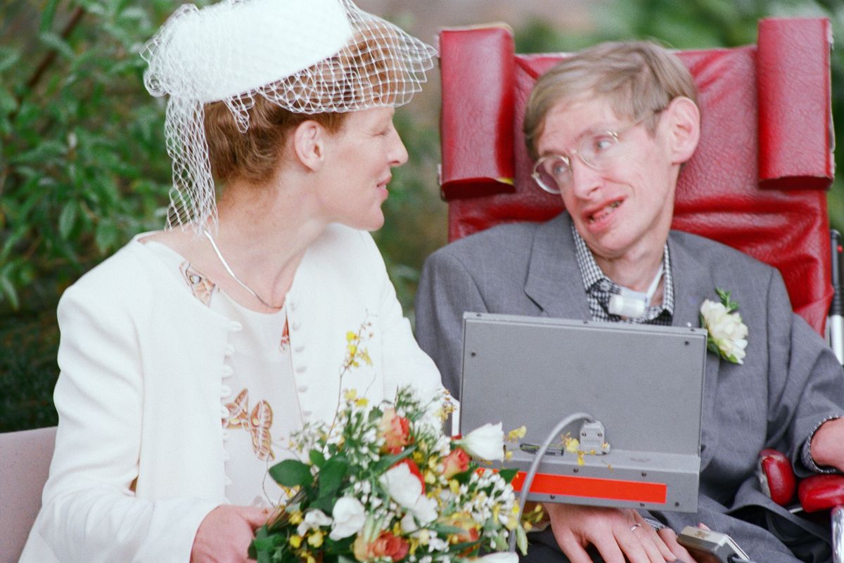 Steven Hawking és Elaine Mason esküvője.