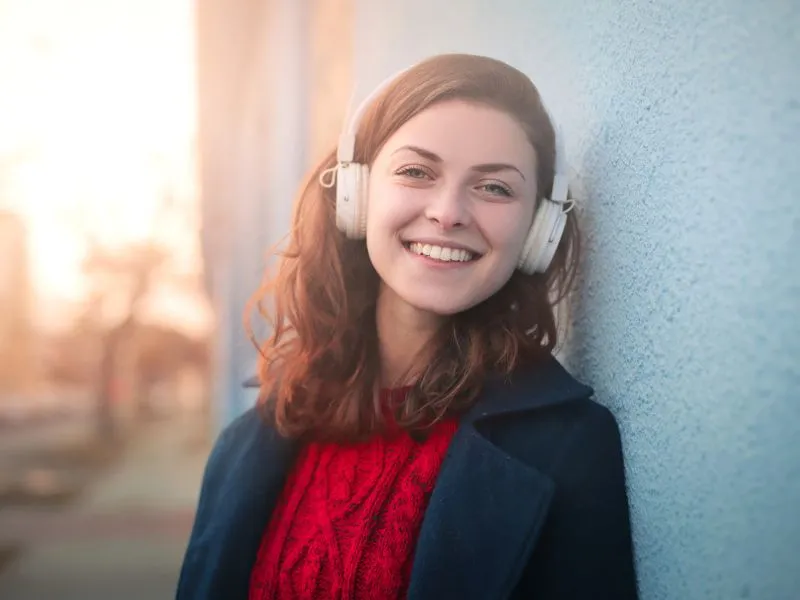 A dallamtapadás sokszor idegesítő, úgy is tehetünk ellene, ha végighallgatjuk a nótát