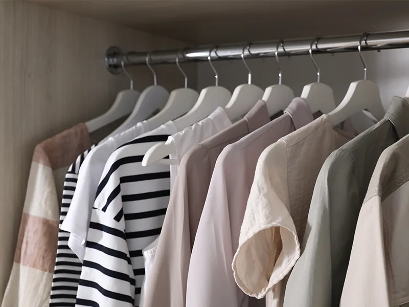 Minimalista életmód előnyei:tényleg boldogabbá a kevesebb holmi?