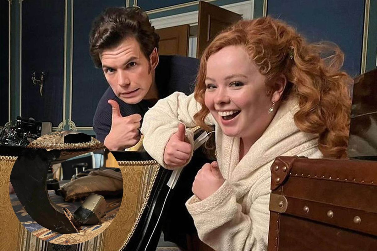 Colin és Penelope az összetört bútorral