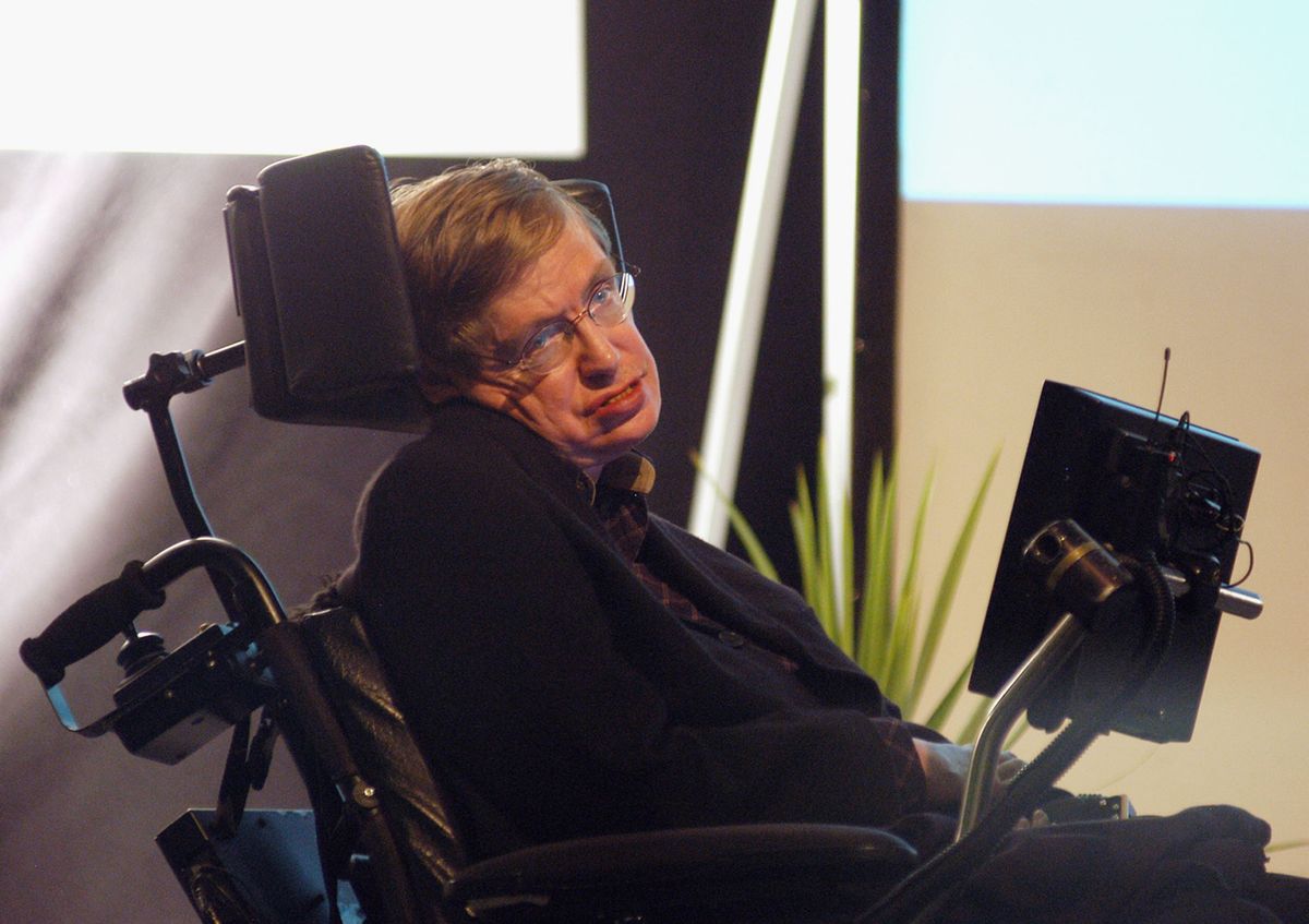 Stephen Hawking a 20. század legnagyobb elméleti fizikusa volt.