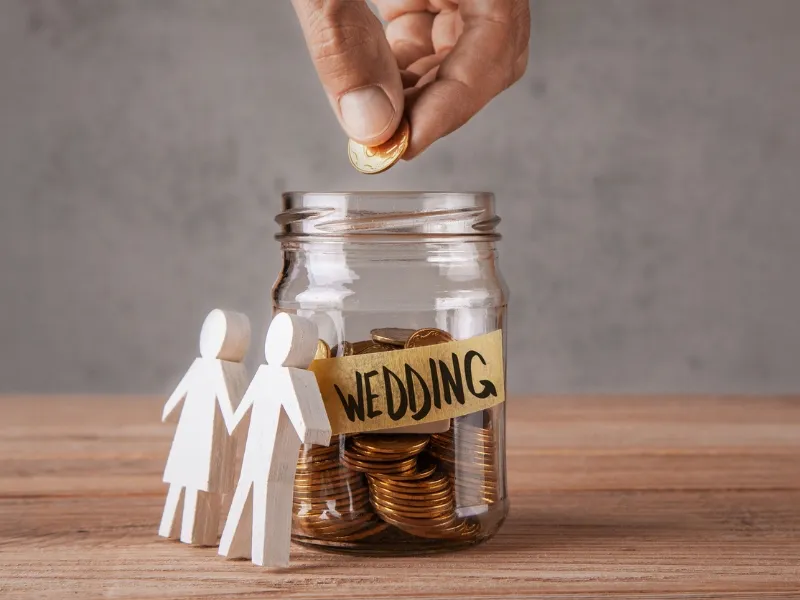 Az esküvői trendek mellett, az árak is változtak.