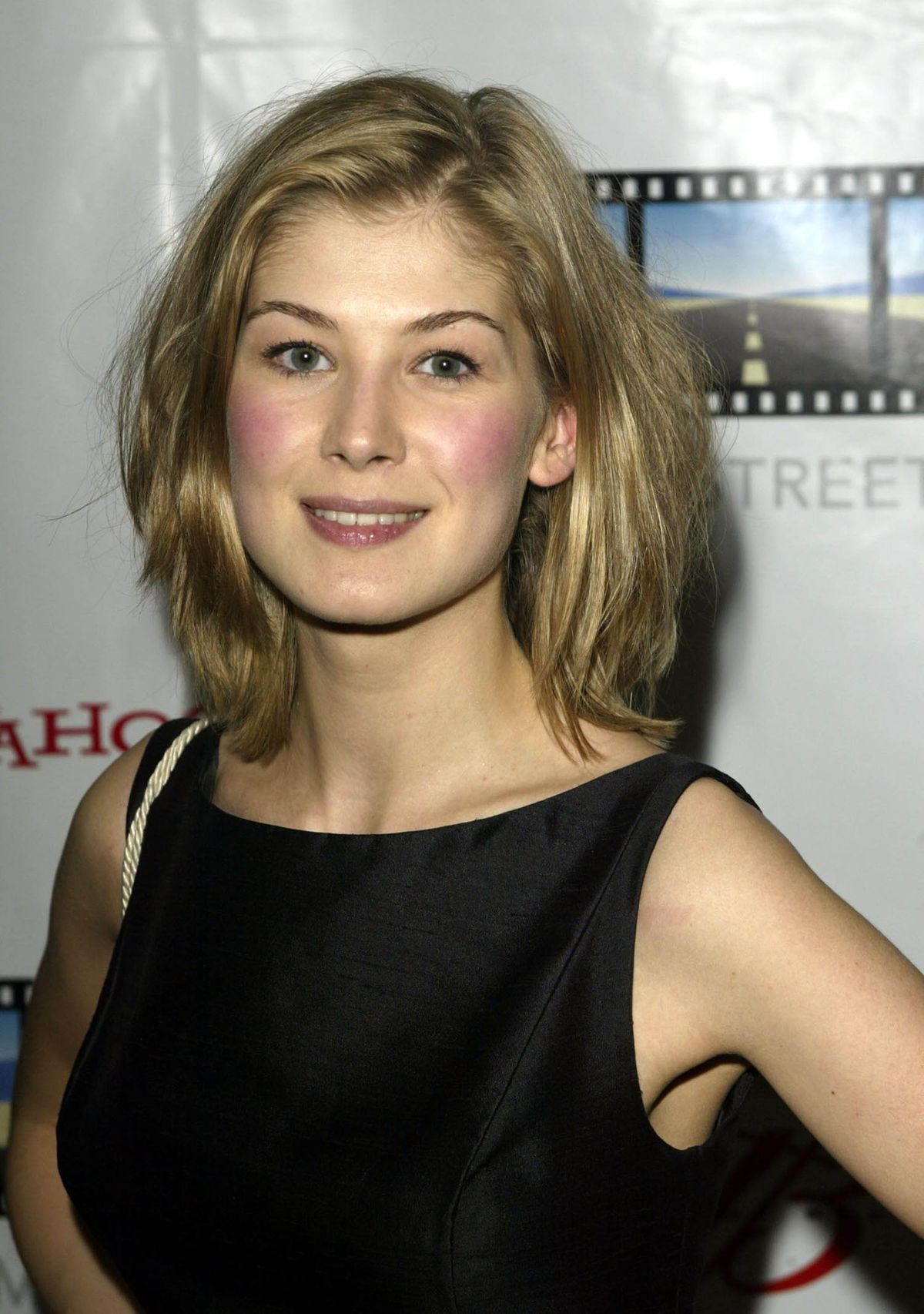 Rosamund Pike