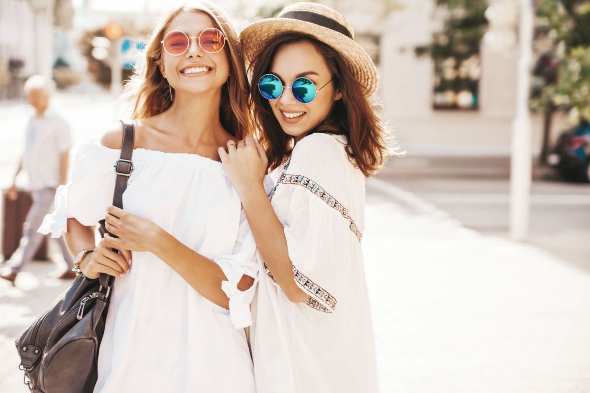 Az igaz barátság ritka kincs, egyre ritkább talán. Pedig egyes csillagjegyek örök barátnak születnek ma is.