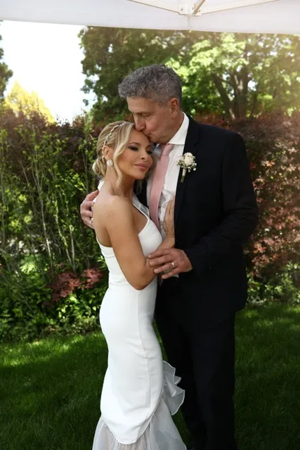 Yvonne Dederick esküvő