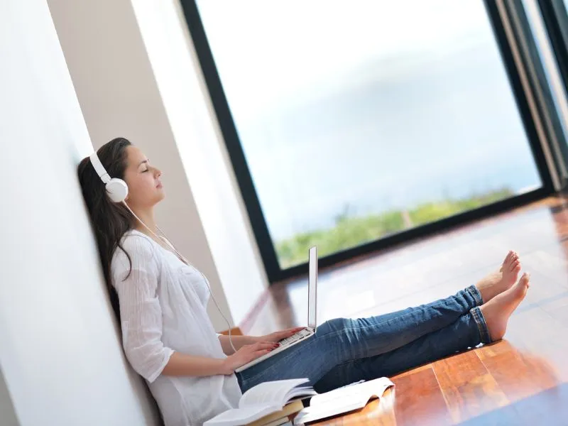 munkahelyváltáson nyáron