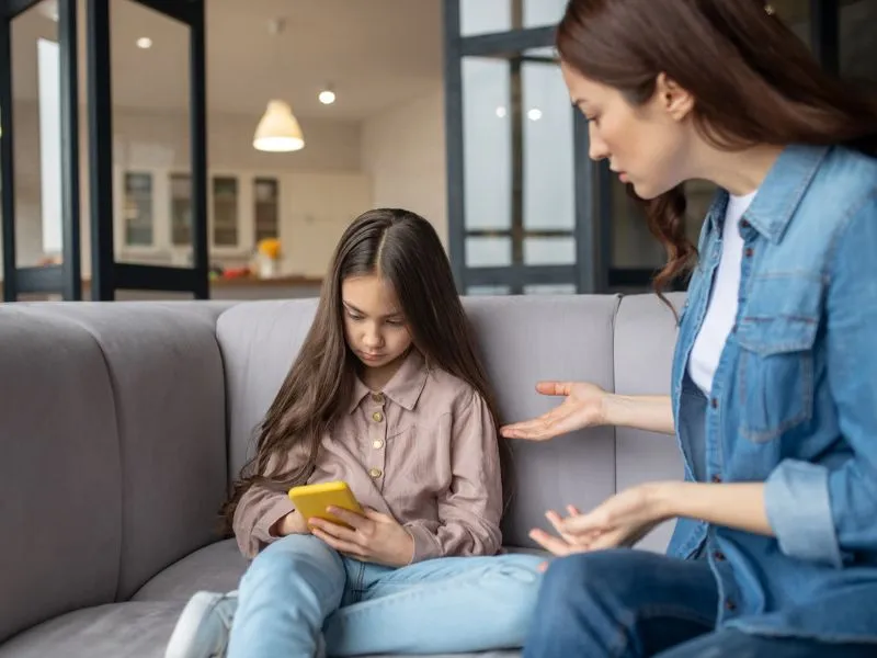 A gyerekpszichológus egy olyan szakember, aki segít megérteni a gyermek viselkedése mögött meghúzódó érzéseket