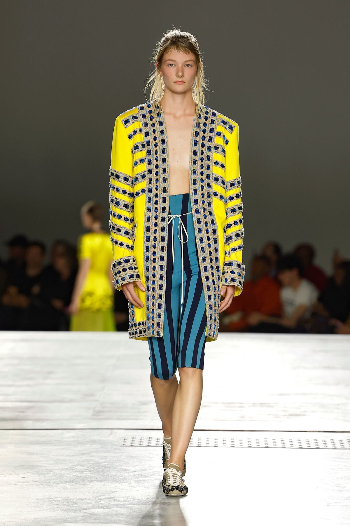 citromsárga és kék együtt