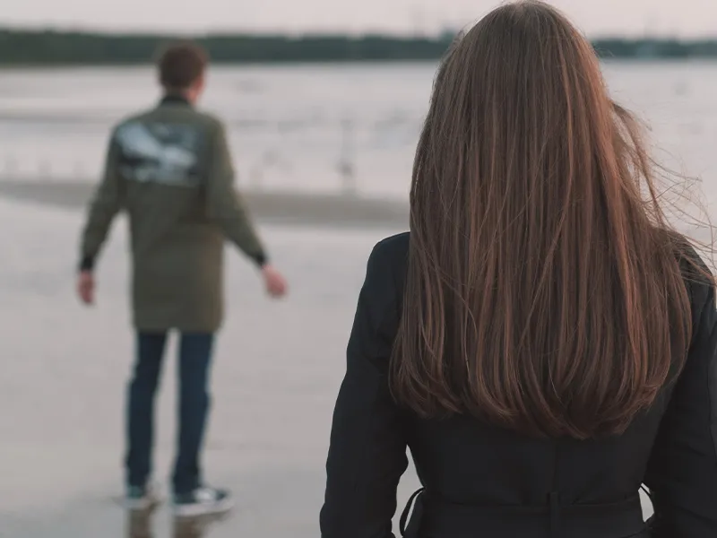 Szeparációs szorongás felnőtteknél – okok, tünetek és megoldások