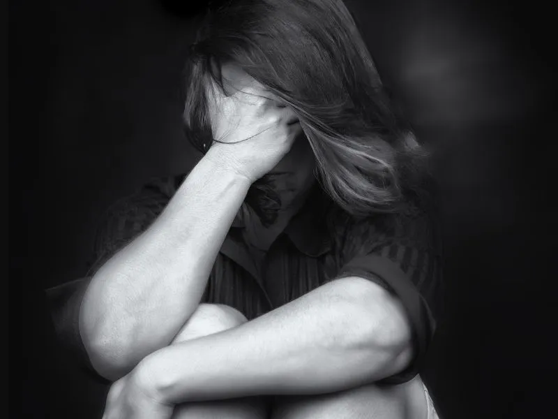 A társfüggőség hosszútávú fennállása mentális, érzelmi és fizikai hatásokkal is járhat