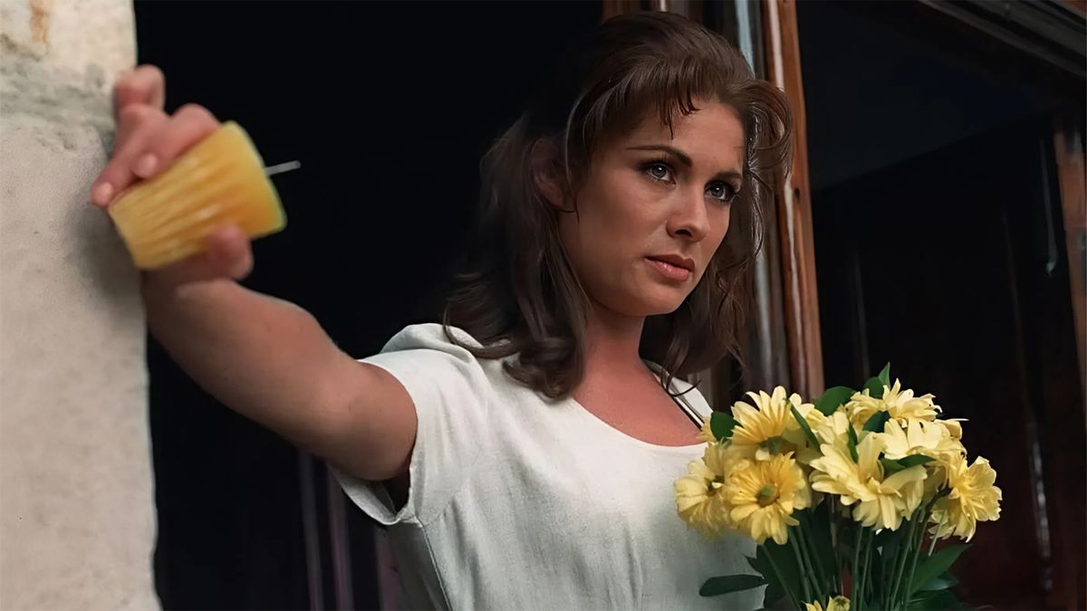 Leticia Calderón Esmeraldaként