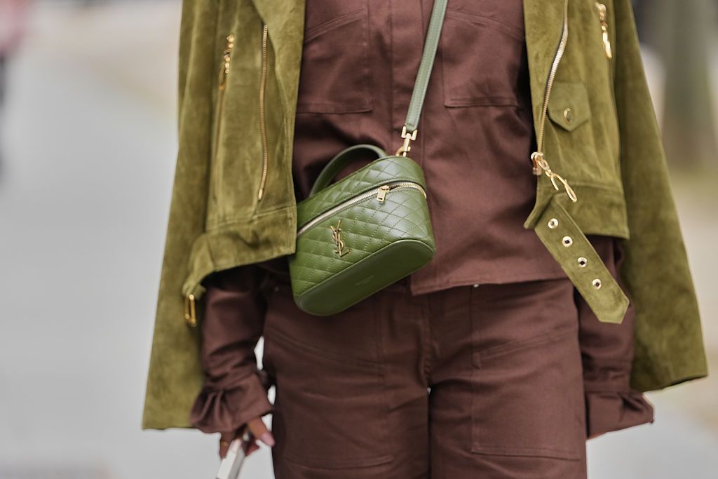 Szafaristílus 2026 tavaszán: a kifutók után az utcát is meghódítja