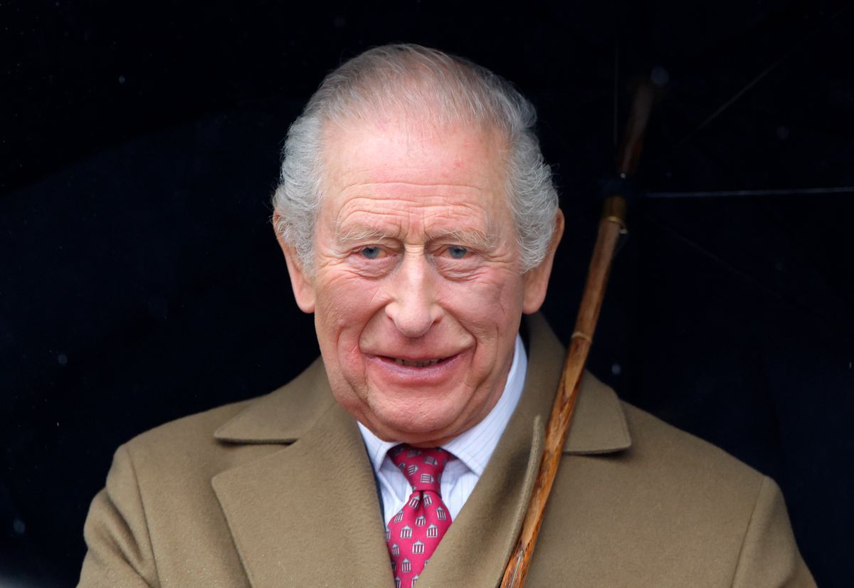 Károly király a betegségében titkos támaszra talált