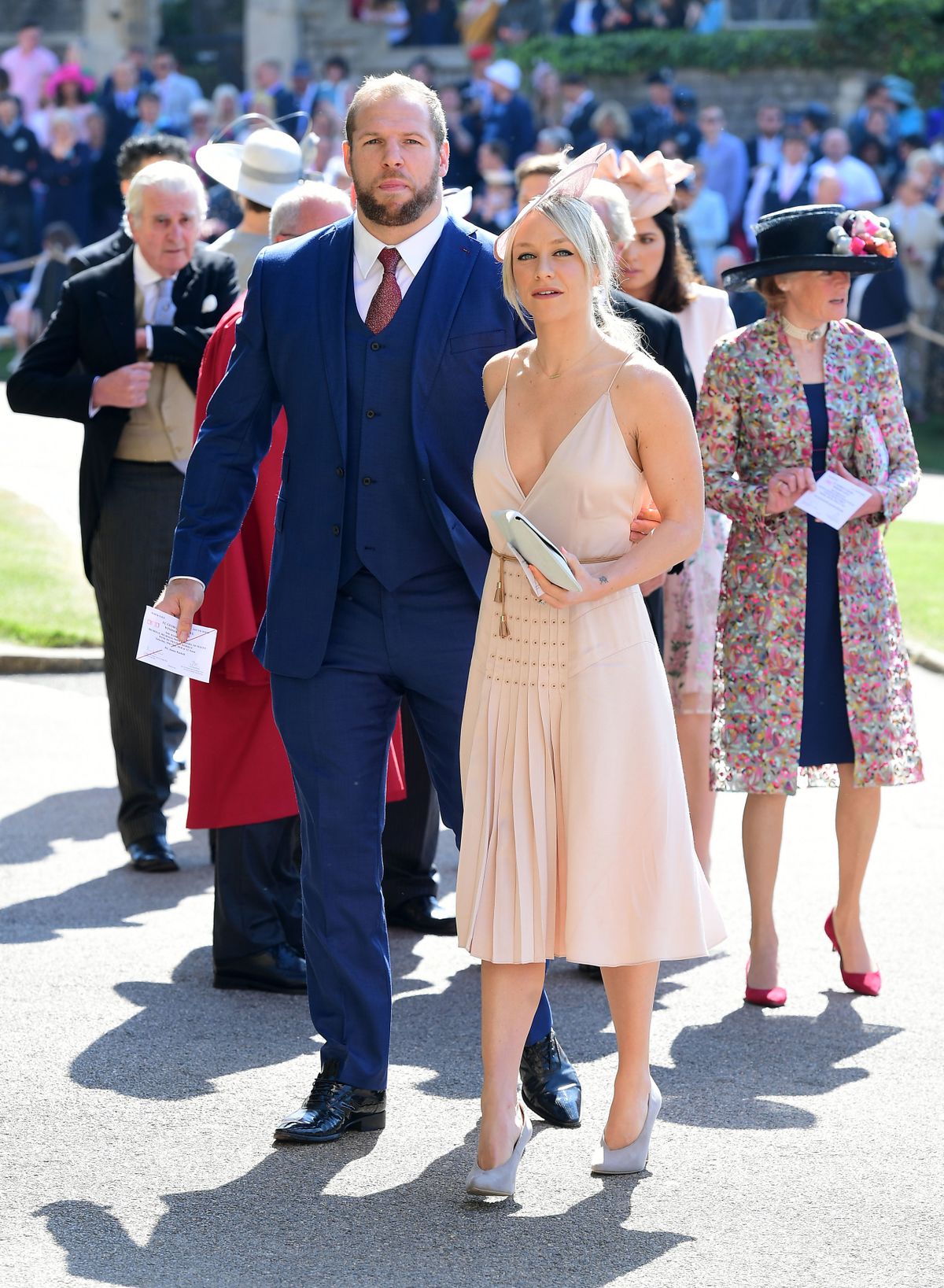 Chloey Madeley illetlen ruhája