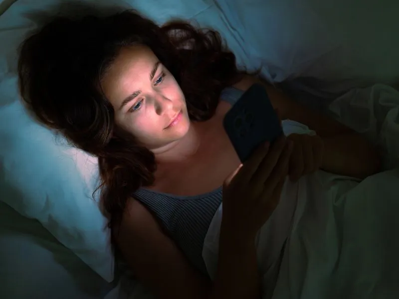 Alvászavar nyáron: okok és lehetőségek