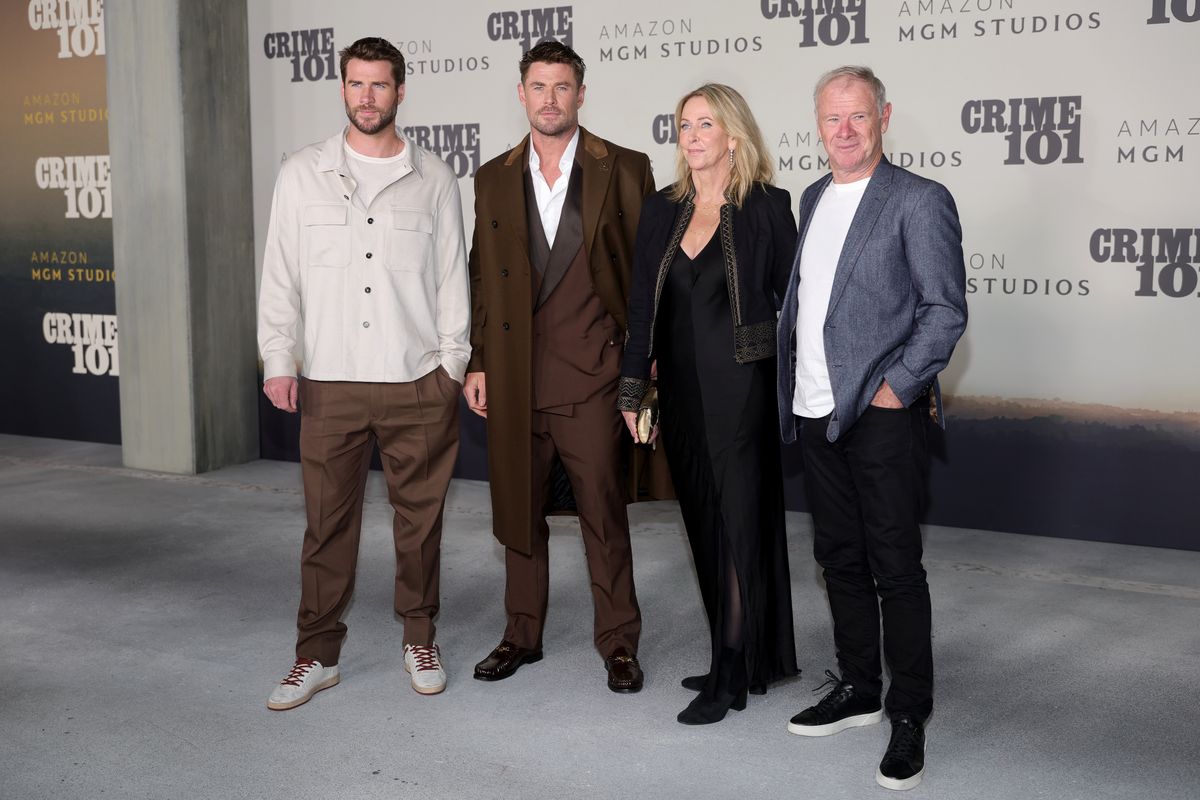LOS ANGELES, CALIFORNIA - FEBRUARY 10: (L-R) Liam Hemsworth, Chris Hemsworth, Leonie Hemsworth and Craig Hemsworth attend the world premiere of Amazon MGM Studios' "Crime 101" at The United Theater on Broadway on February 10, 2026 in Los Angeles, California. (Photo by Brianna Bryson/WireImage)