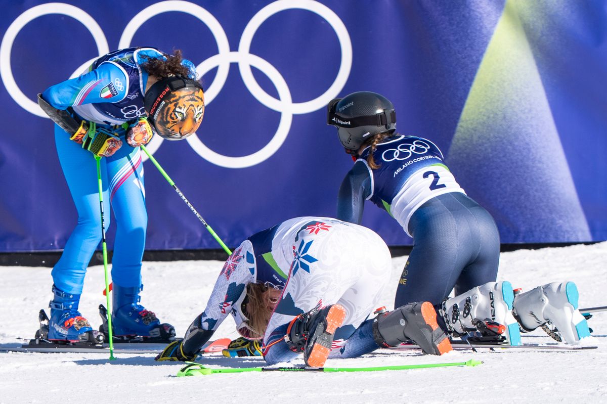 Sara Hector és Thea Louise Stjernesund meghajoltak a győztes ellenfelük előtt 