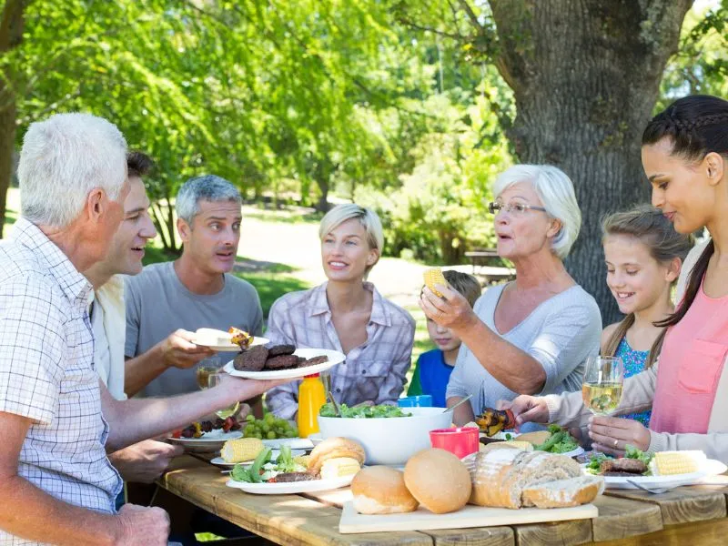 A családi látogatás könnyen vitába torkollhat