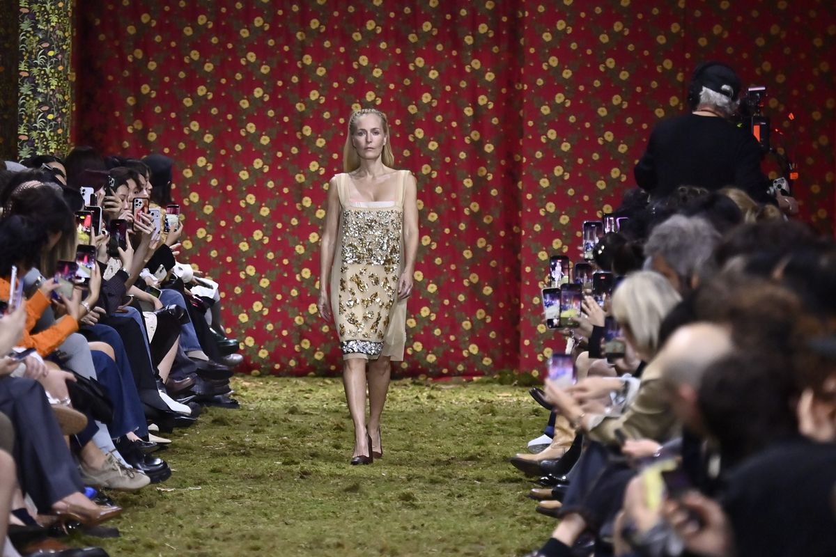 cikk-cakk hajpánt Gillian Anderson