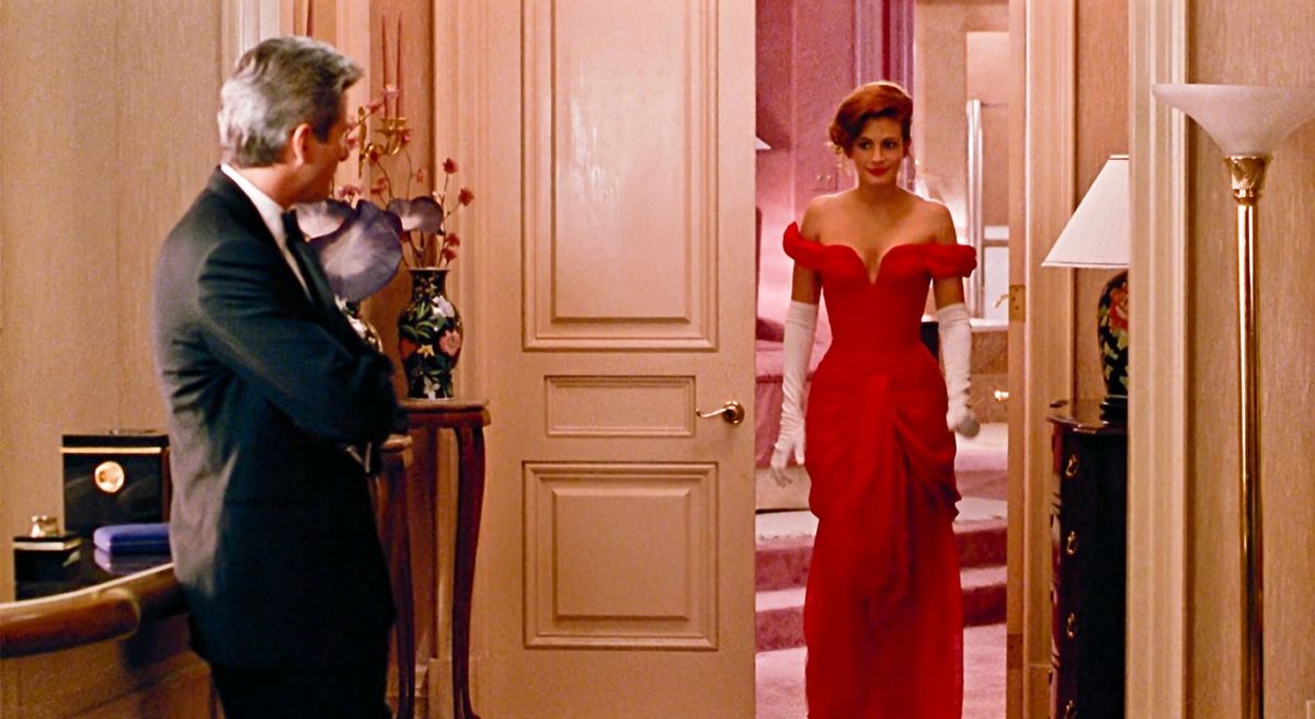 USA. Julia Roberts and Richard Gere in a scene from the ©Warner Bros movie: Pretty Woman (1990).
Plot: A man in a legal but hurtful business needs an escort for some social events, and hires a beautiful prostitute he meets... only to fall in love.,Image: 570445992, License: Rights-managed, Restrictions: Supplied by Landmark Media. Editorial Only. Landmark Media is not the copyright owner of these Film or TV stills but provides a service only for recognised Media outlets., ***
HANDOUT image or SOCIAL MEDIA IMAGE or FILMSTILL for EDITORIAL USE ONLY! * Please note: Fees charged by Profimedia are for the Profimedia's services only, and do not, nor are they intended to, convey to the user any ownership of Copyright or License in the material. Profimedia does not claim any ownership including but not limited to Copyright or License in the attached material. By publishing this material you (the user) expressly agree to indemnify and to hold Profimedia and its directors, shareholders and employees harmless from any loss, claims, damages, demands, expenses (including legal fees), or any causes of action or allegation against Profimedia arising out of or connected in any way with publication of the material. Profimedia does not claim any copyright or license in the attached materials. Any downloading fees charged by Profimedia are for Profimedia's services only. * Handling Fee Only
***, Model Release: no
