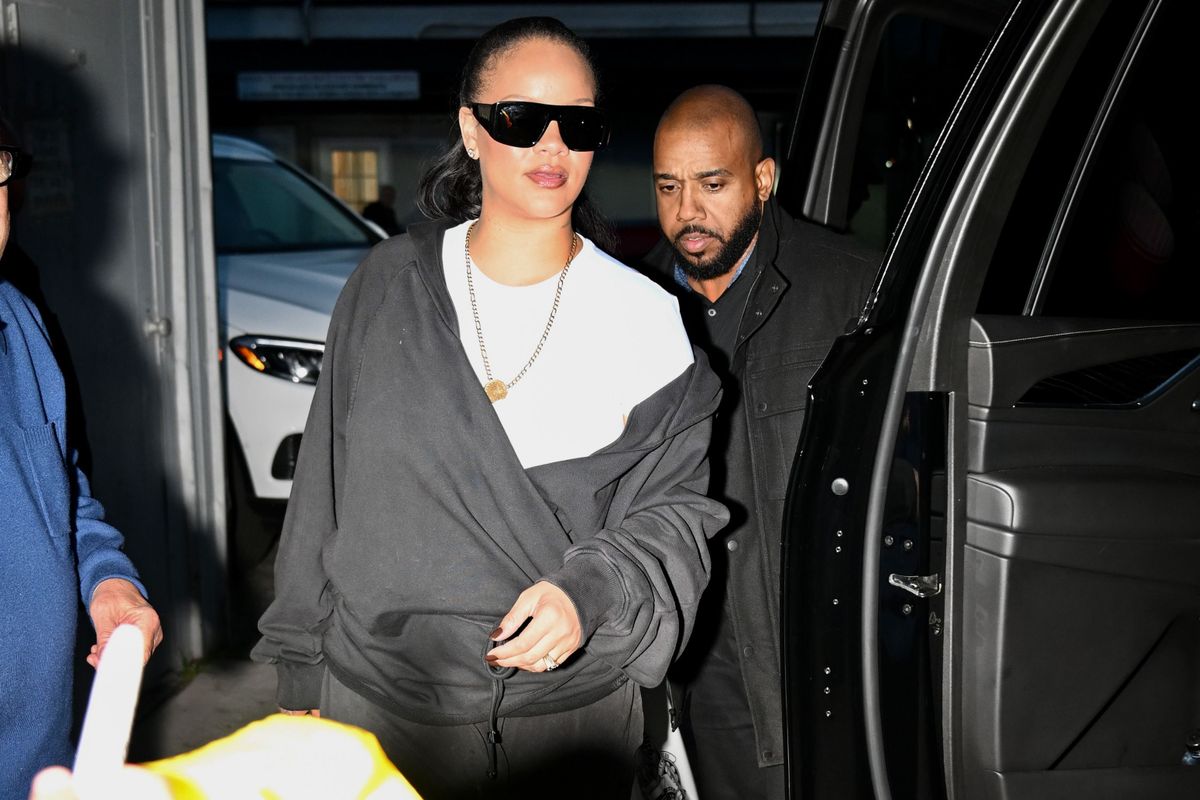 LOS ANGELES, CA - FEBRUARY 10: Rihanna is seen on February 10, 2026 in Los Angeles, California.  (Photo by DUTCH/Bauer-Griffin/GC Images)