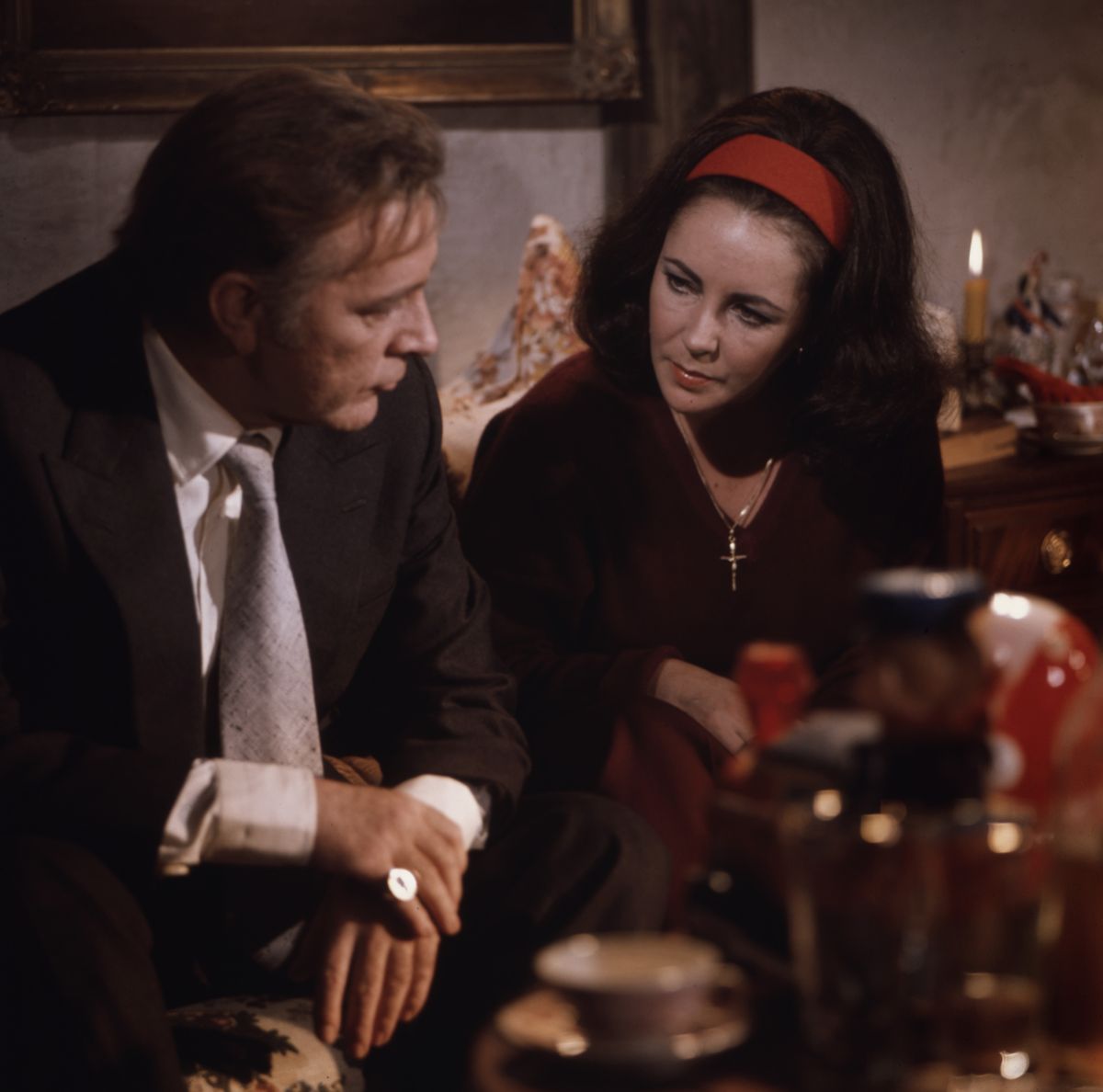 Elizabeth Taylor és Richard Burton igazi se veled-se nélküled kapcsolatban éltek. 
