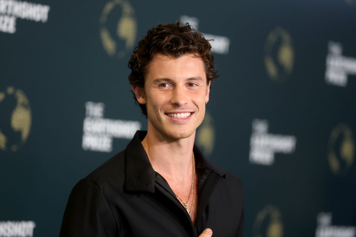 Lebukott a világsztár: lecsevégre kapták, amint Shawn Mendes nyilvánosan könnyített magán 