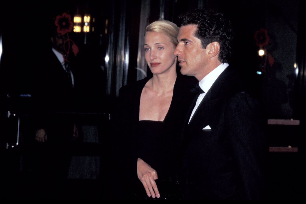 John F. Kennedy Jr. és Carolyn Bessette menekültek volna a reflektorfényből.