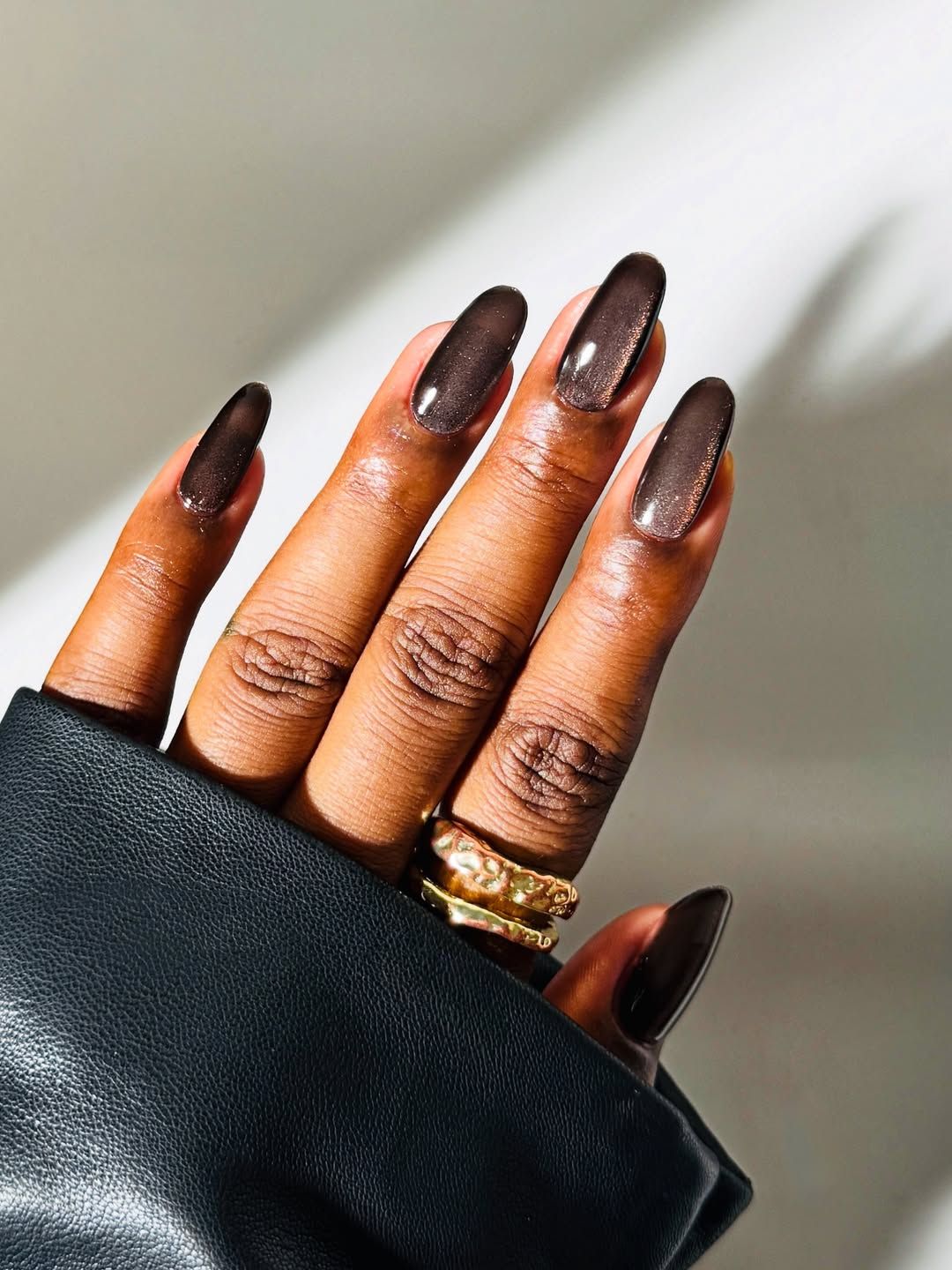 Kólamanikűr női kézen 