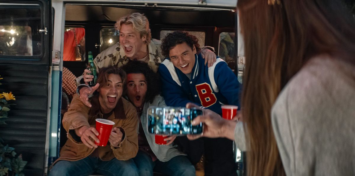 Az Off Campus egy új hokis történet lesz.