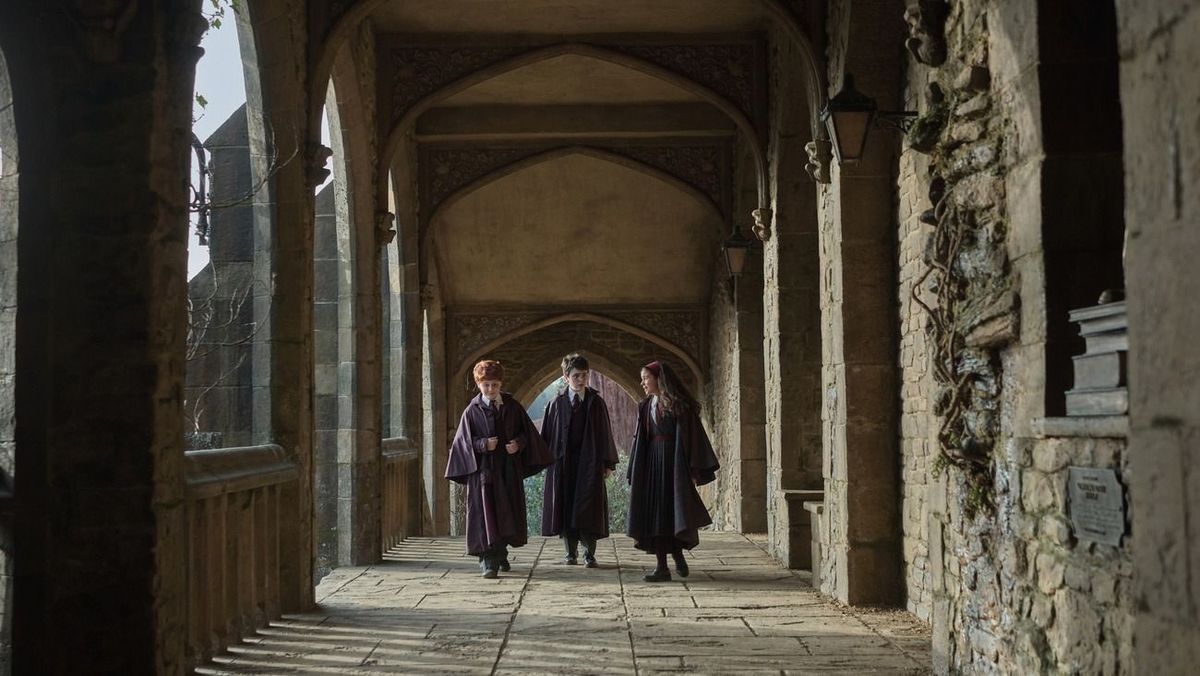 Az új Harry Potter-sorozat a jólismert jelenetekkel indul