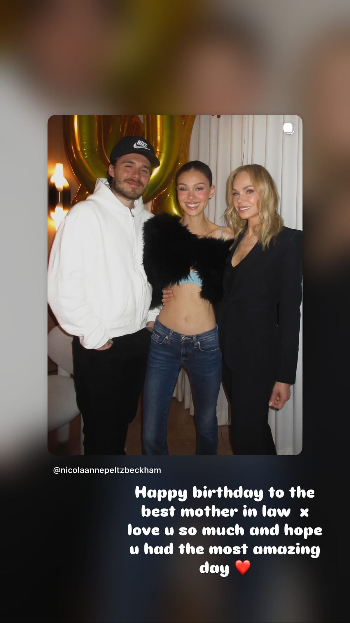 Brooklyn Beckham az édesanyja helyett az anyósát köszöntötte fel anyák napján, amit a britek idán március 15-én ünnepeltek