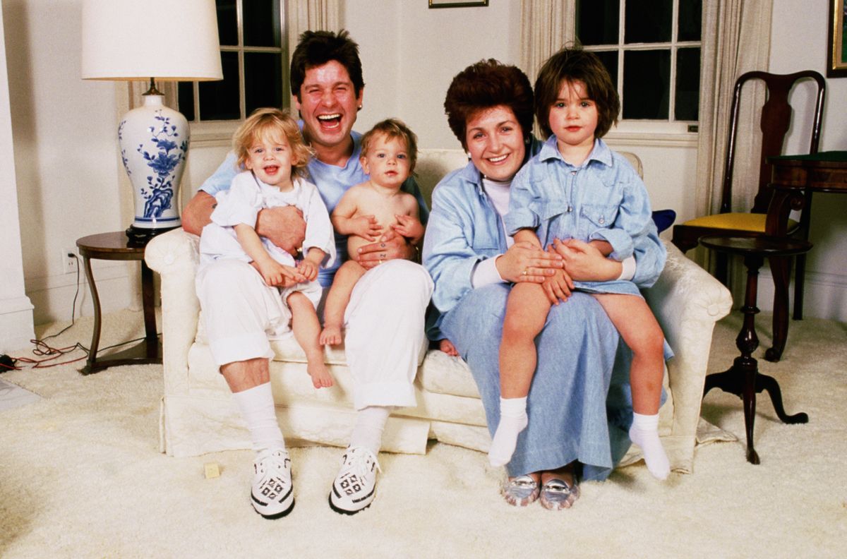 Rock singer Ozzy Osbourne at home with his family, early 1990's. From left to right, Kelly Osbourne, Ozzy Osbourne, Jack Osbourne, Sharon Osbourne and Amme Osbourne. (Photo by Dave Hogan/Getty Images)