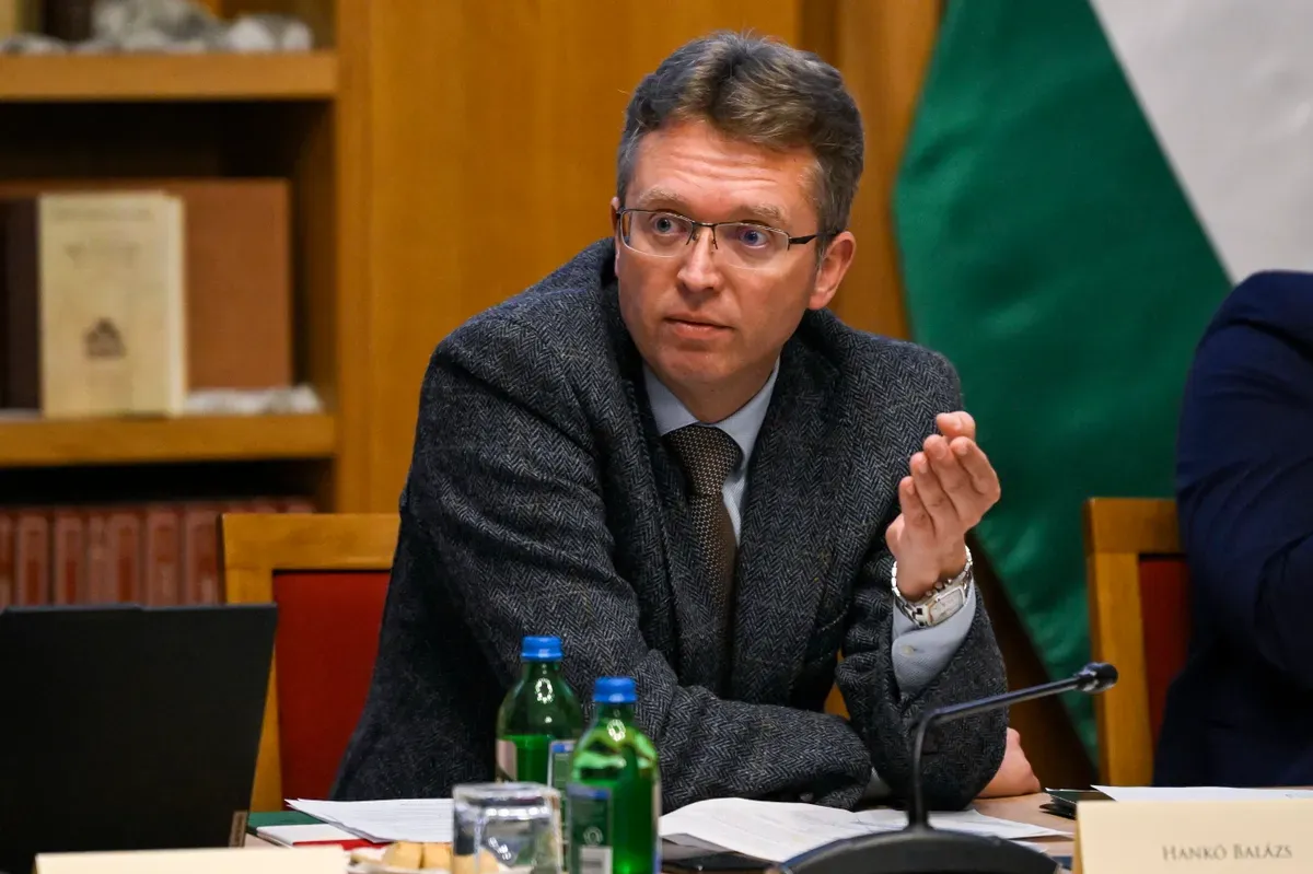 Hankó Balázs bejelentése: egyszeri bruttó 152 400 forintos juttatást kapnak a szakképzési oktatók.