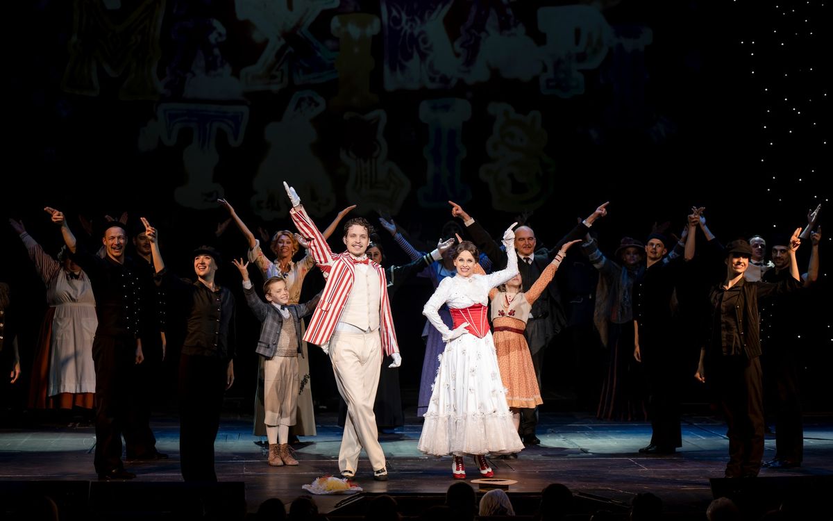 Mary Poppins karaktere rengeteget taníthat nekünk