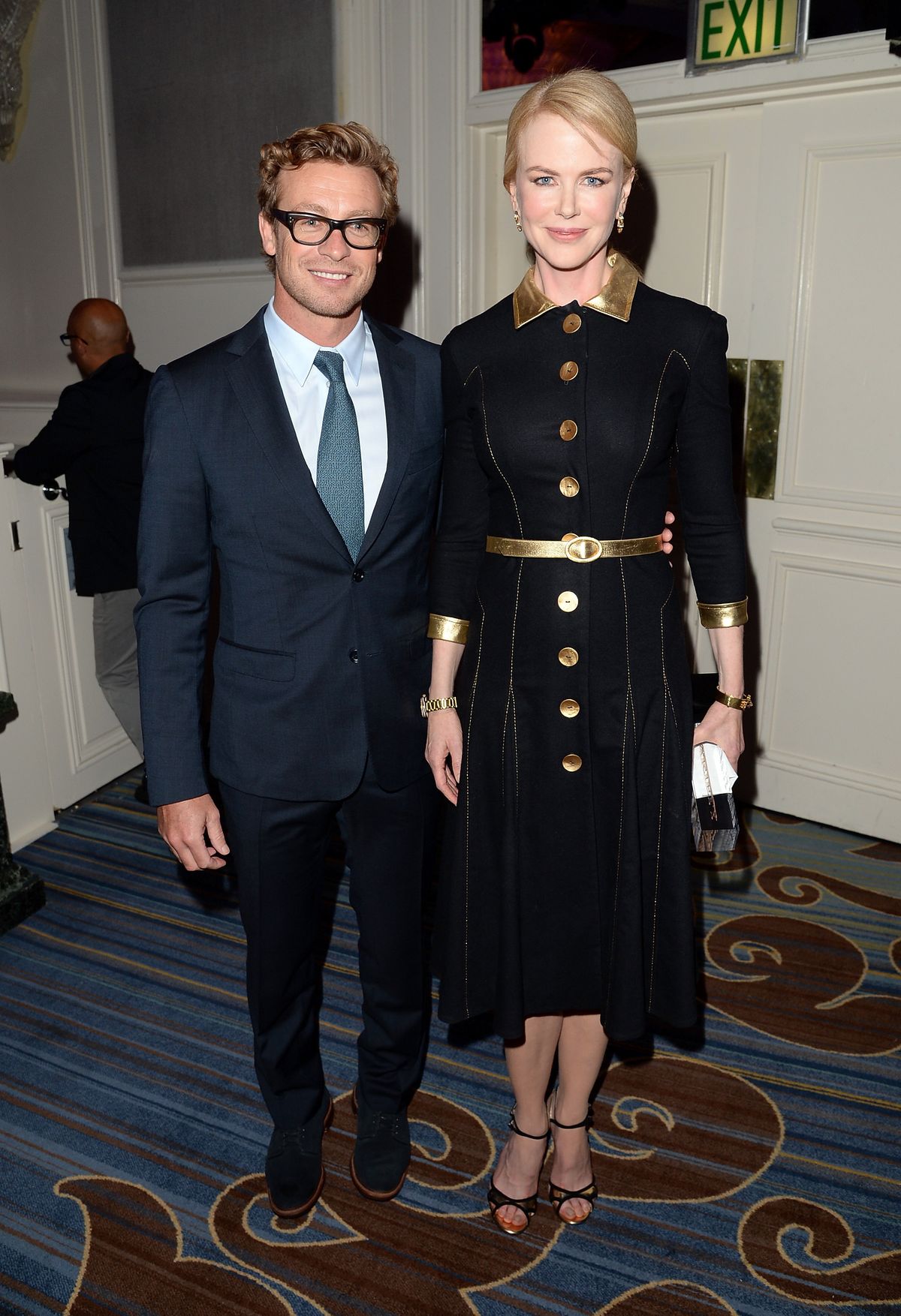 A szingli Nicole Kidman Simon Bakerrel randizgat