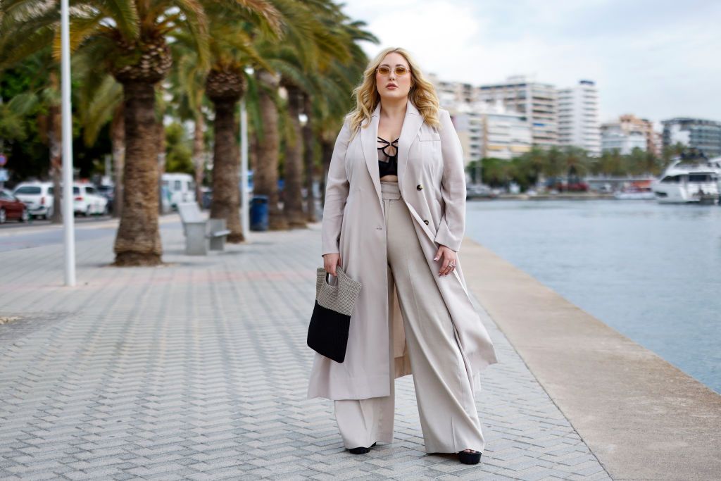 Fehér nadrág plus size