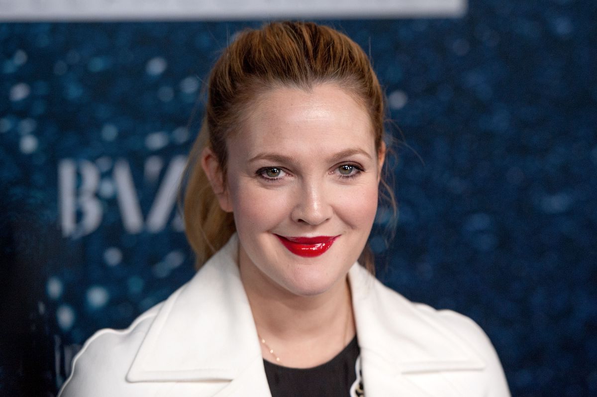 NEW YORK, NY - NOVEMBER 13:  Drew Barrymore attends the 2014 Women's Leadership Award Honoring Stella McCartney at Alice Tully Hall at Lincoln Center on November 13, 2014 in New York City.  (Photo by D Dipasupil/FilmMagic)