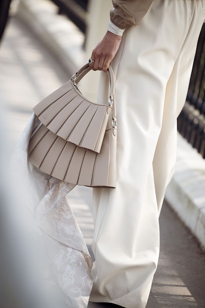 rich mom stílus és selyemnadrág